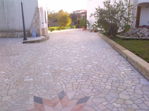 MondialMarmi Portfolio Ortelle-20121129-00035